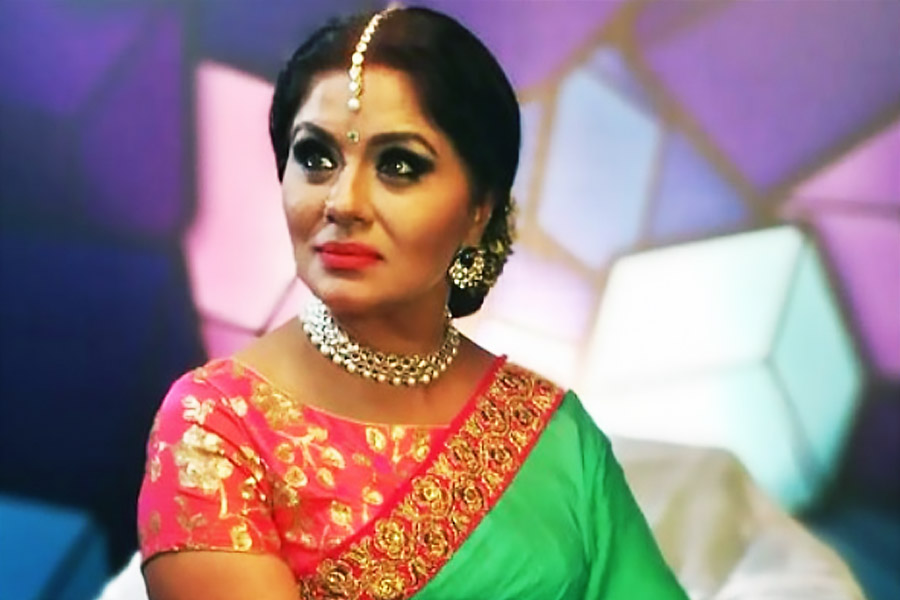 Veteran bollywood actress Sudha Chandran reveals nobody offers her films