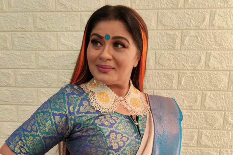 Veteran bollywood actress Sudha Chandran reveals nobody offers her films