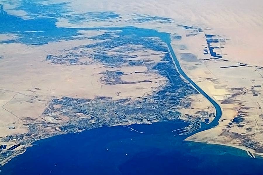 America sends a Guided Missile Submarine to West Asia to prevent other counties from Joining Israel-Hamas War