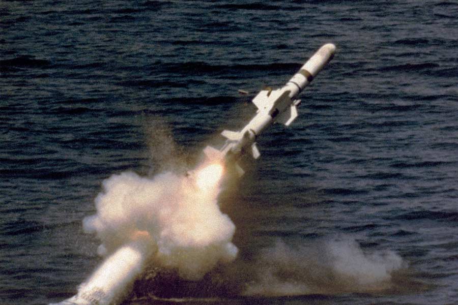 America sends a Guided Missile Submarine to West Asia to prevent other counties from Joining Israel-Hamas War