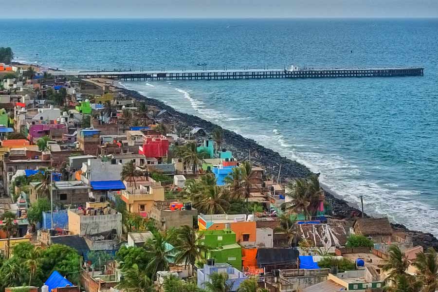 Five best honeymoon destination in South India for upcoming wedding season.