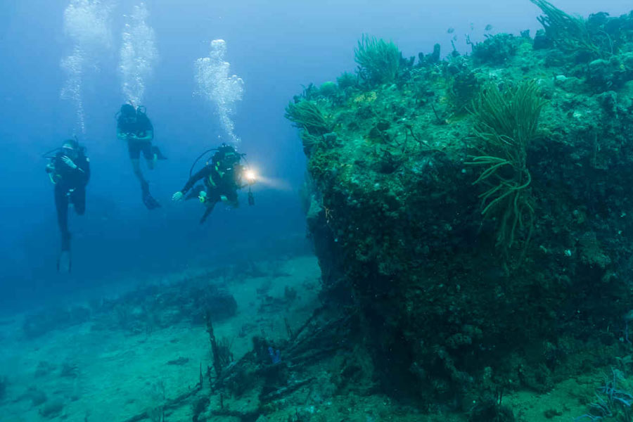 Colombia is searching for Spanish Shipwreck with Treasure worth 20 billion dollar
