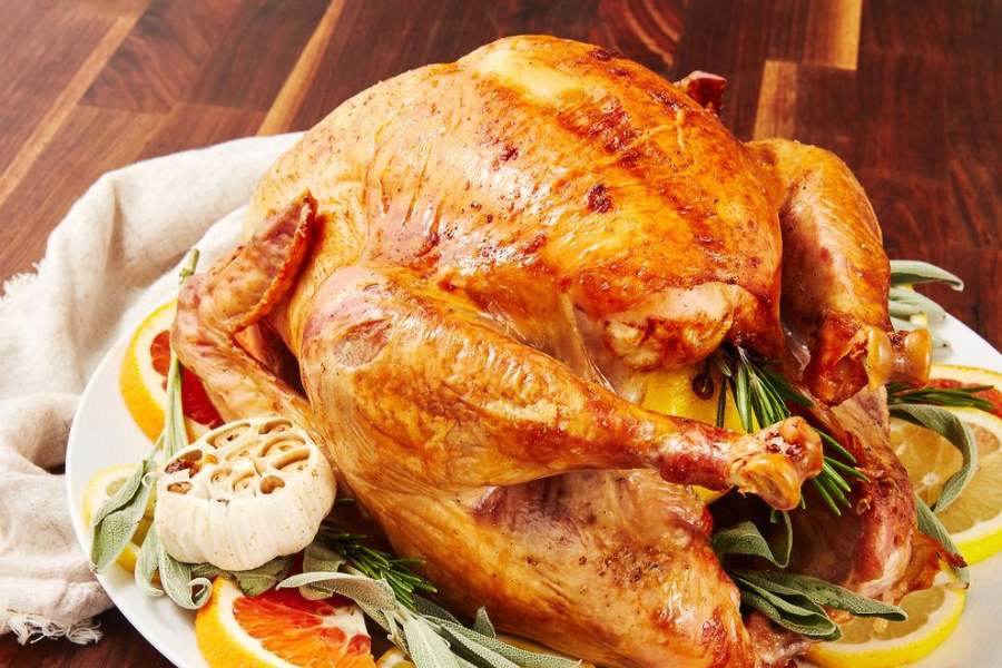 এ ছাড়াও,  টার্কির মাংস যাবতীয় ‘বি কমপ্লেক্স ভিটামিন’ সমৃদ্ধ। যে ভিটামিনগুলি আমাদের শরীরের সুস্বাস্থ্যের জন্য খুব জরুরি।