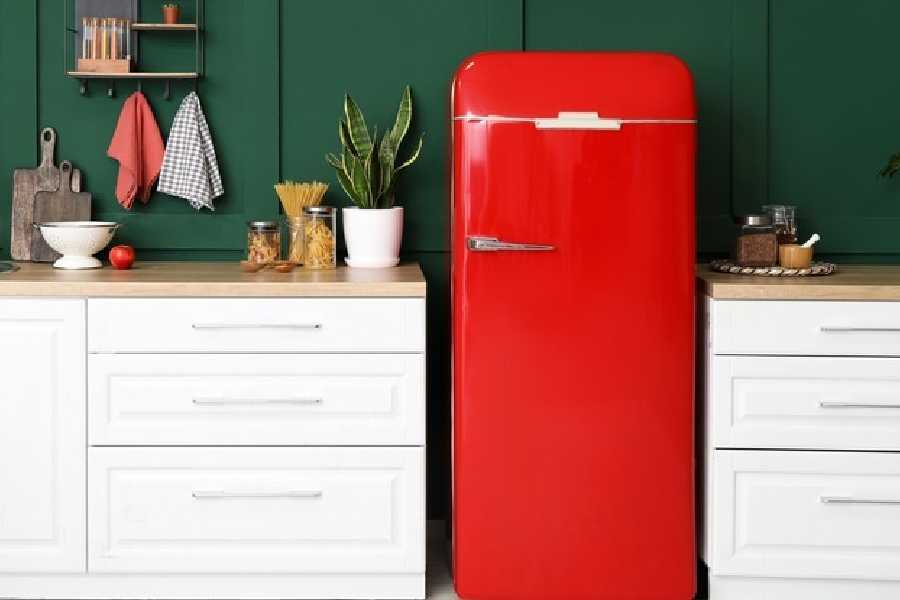 Which corner of your room should you choose to keep your refrigerator.