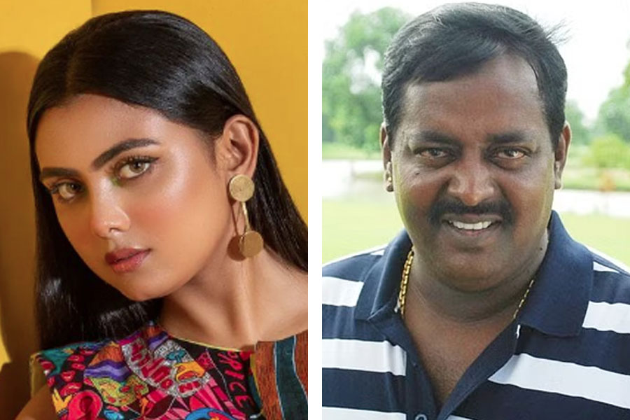 Priyotoma Famed Actress Idhika paul gives a bafty reply to Bangladeshi actor dipjol