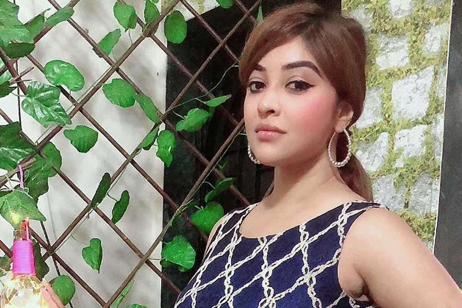 পায়েলের সমস্ত অভিযোগ অস্বীকার করেন অনুরাগ। দাবি করেন, যে সময়ের কথা পায়েল উল্লেখ করছেন, সে সময় মুম্বইয়ে ছিলেন না তিনি, শ্রীলঙ্কায় শুটিংয়ের কাজে ব্যস্ত ছিলেন। প্রমাণ হিসাবে প্রয়োজনীয় নথিপত্রও পুলিশকে দেন তিনি।