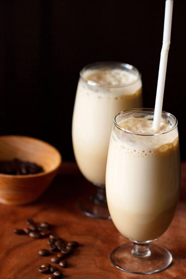 কফি এনার্জি বা শক্তি বৃদ্ধি করলেও একই সঙ্গে  স্নায়ুতন্ত্রের উপর ক্ষতিকর প্রভাব ফেলে। ফলে দীর্ঘদিন ধরে বেশি কফি খেলে যৌনকার্যের মতো শরীরের স্বাভাবিক উদ্দীপনা নষ্ট হতে পারে।