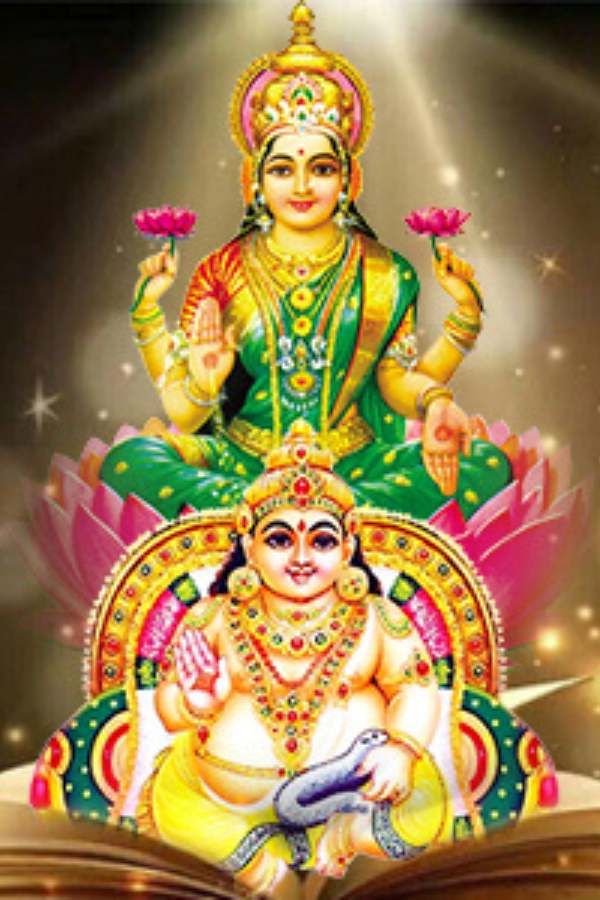 ধনতেরসের দিন প্রদোষ কাল থাকছে সন্ধে ৫টা ৯ মিনিট থেকে ৭টা ৪২ মিনিট অবধি। এই সময়ে কুবের দেব এবং ধন্বন্তরী দেবের পুজো করা বেশ শুভ বলে মনে করা হয়। এ ছাড়াও বিষভ কাল থাকছে বিকেল ৫টা ২৭ মিনিট থেকে সন্ধে ৭টা ২৭মিনিট অবধি। 