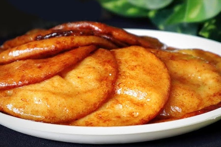 How to prepare Malpoa with Chhana for Diwali.