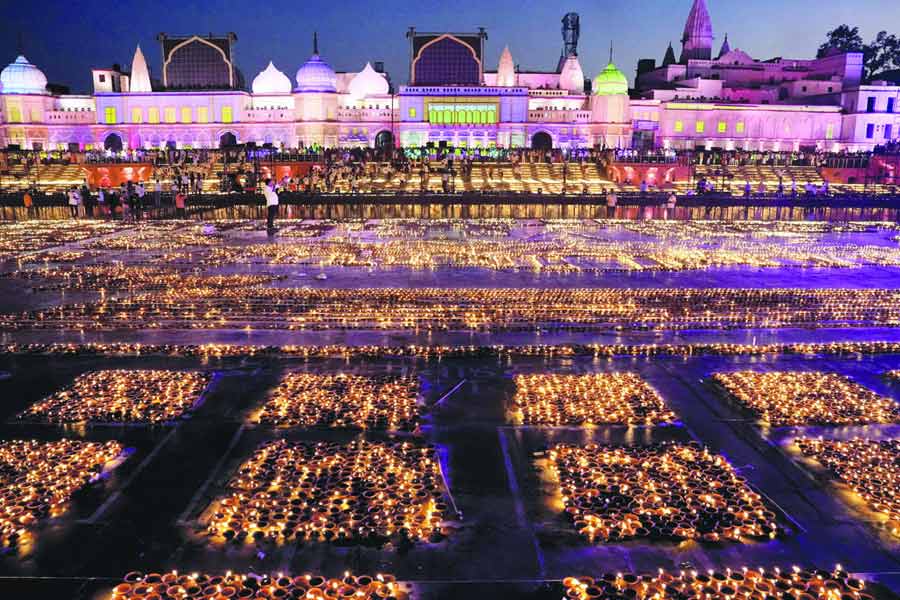 Ayodhya will have 24 lakh earthen lamps to lit Deepotsav on Saturday