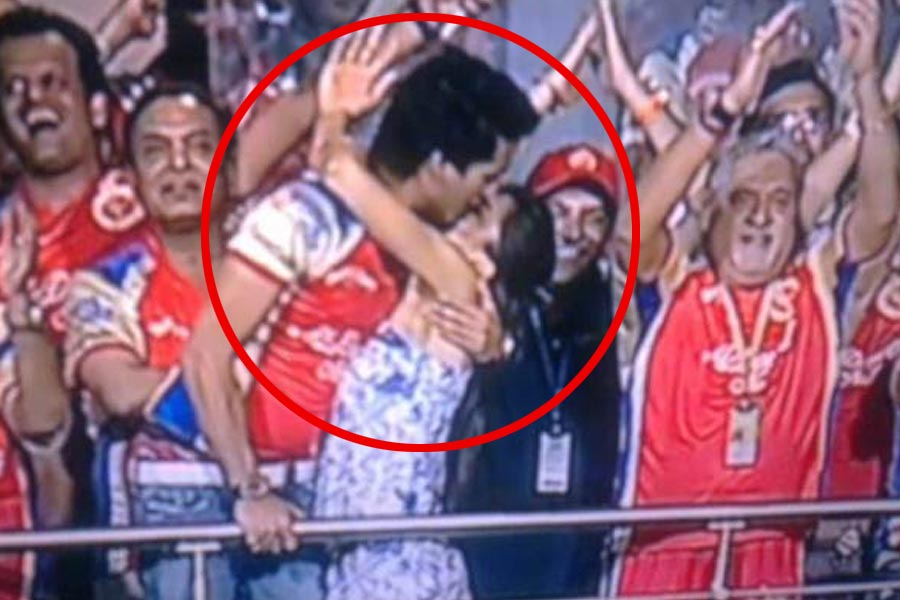 image of siddhartha mallya and deepika 