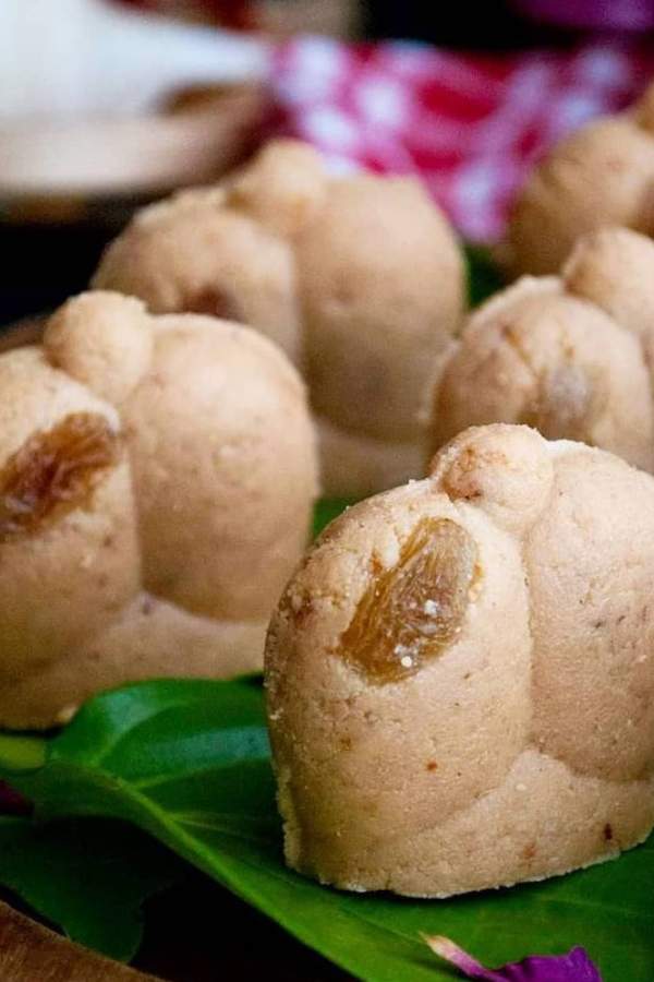 তবে চিন্তা নেই। শহরের কোথায় কম দামে ভাল মিষ্টি পাবেন?  উত্তর থেকে দক্ষিণ খবর দিচ্ছে আনন্দবাজার অনলাইন। 