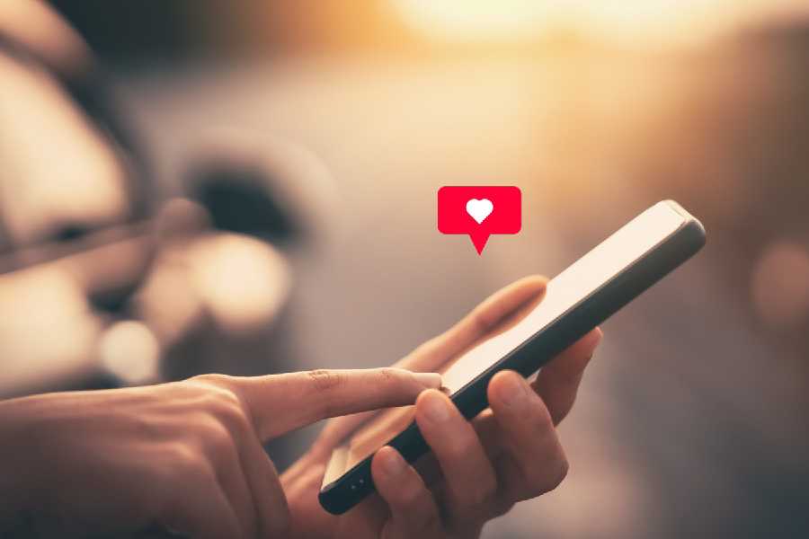 Tips to improve your dating app etiquette.