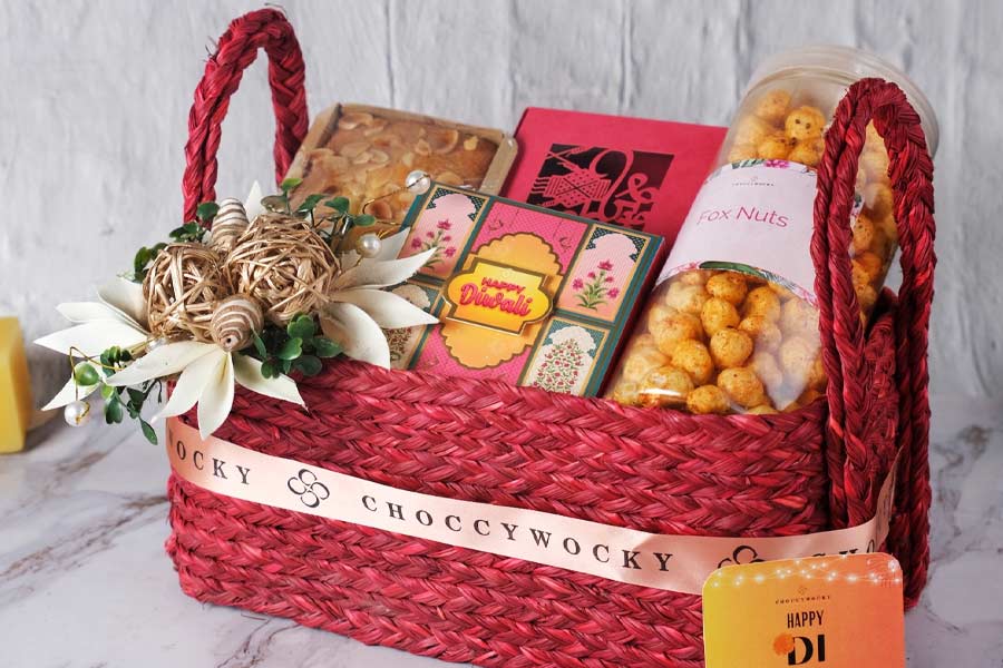 চকিওকির গিফ্‌ট হ্যাম্পার।