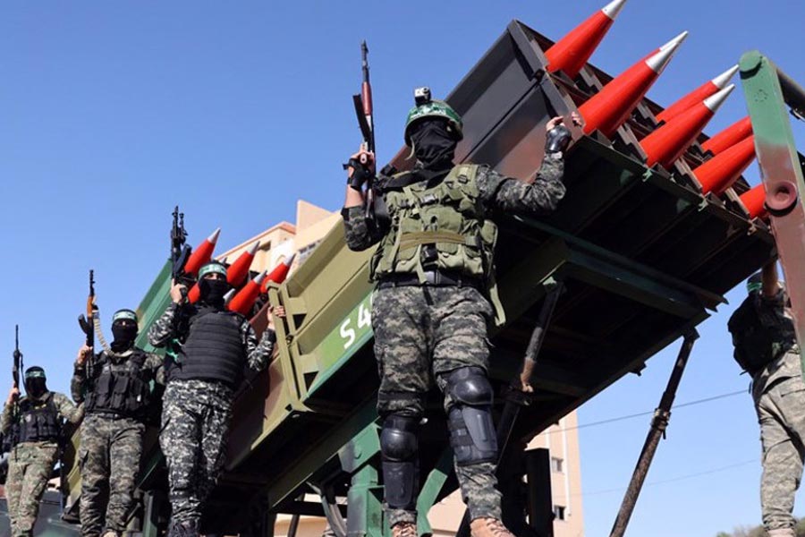 চুক্তির শর্ত অনুযায়ী, প্যালেস্টাইনে কোনও সশস্ত্র বাহিনী গড়ে উঠলে সেখানকার সরকার নিজেই সেই বাহিনীকে ইজ়রায়েলের হাতে তুলে দেবে। এর অন্যথায় ইজ়রায়েল প্যালেস্টাইন আক্রমণ করবে।