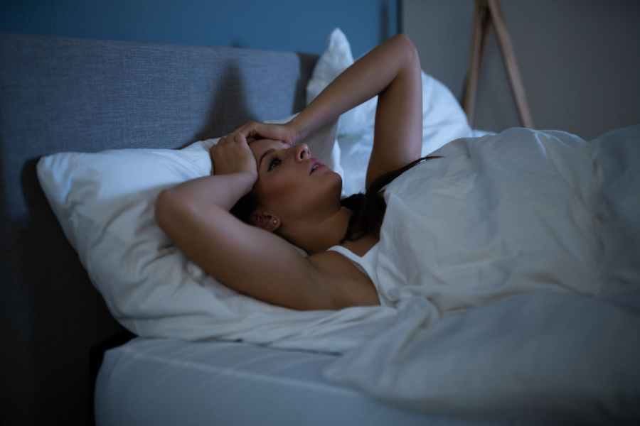 What happens to your body when you sleep for less than 7 hours a day.