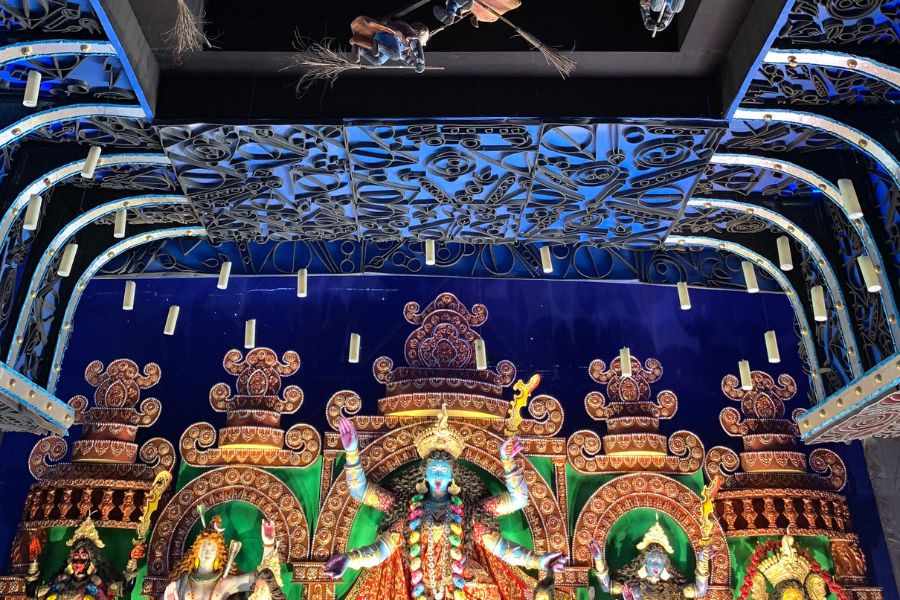 এ বার ৫১তম বর্ষে বারাসাত পায়োনিয়ার ক্লাবের পুজো। 