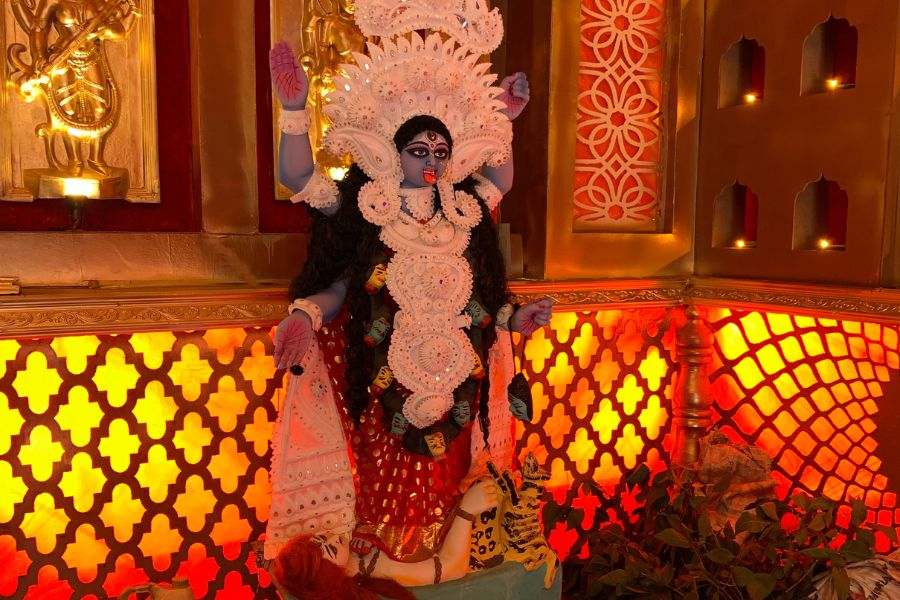 এ বারে তাঁদের পুজো ৬২তম বর্ষে।