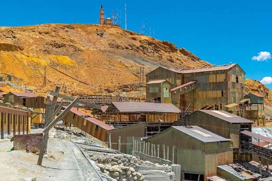 তবে বিশেষ লাভ হয়নি। কারণ, স্পেনীয়রা তত দিনে যা রুপো লুট করে নিয়ে যাওয়ার নিয়ে চলে গিয়েছে। সেরো রিকোয় বিশেষ রুপো আর অবশিষ্ট ছিল না।