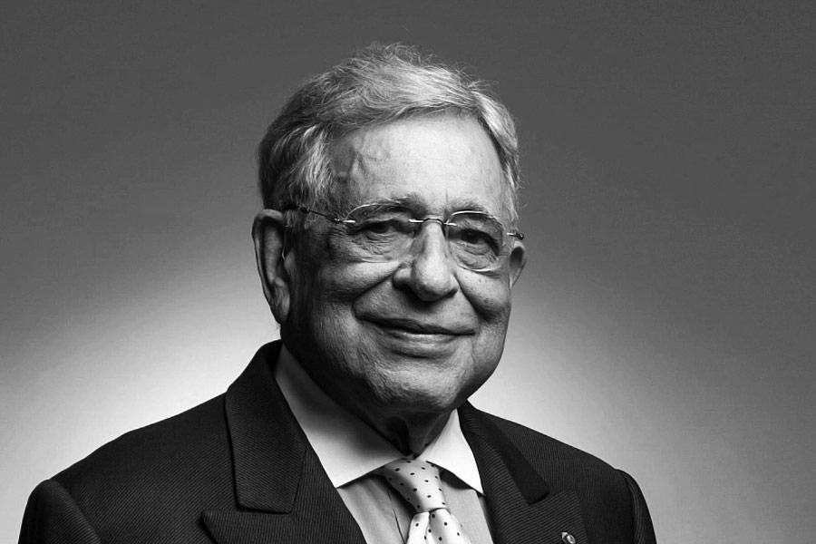 Chairman Emeritus of Oberoi Group, Prithvi Raj Singh Oberoi passes away at the age of 94.