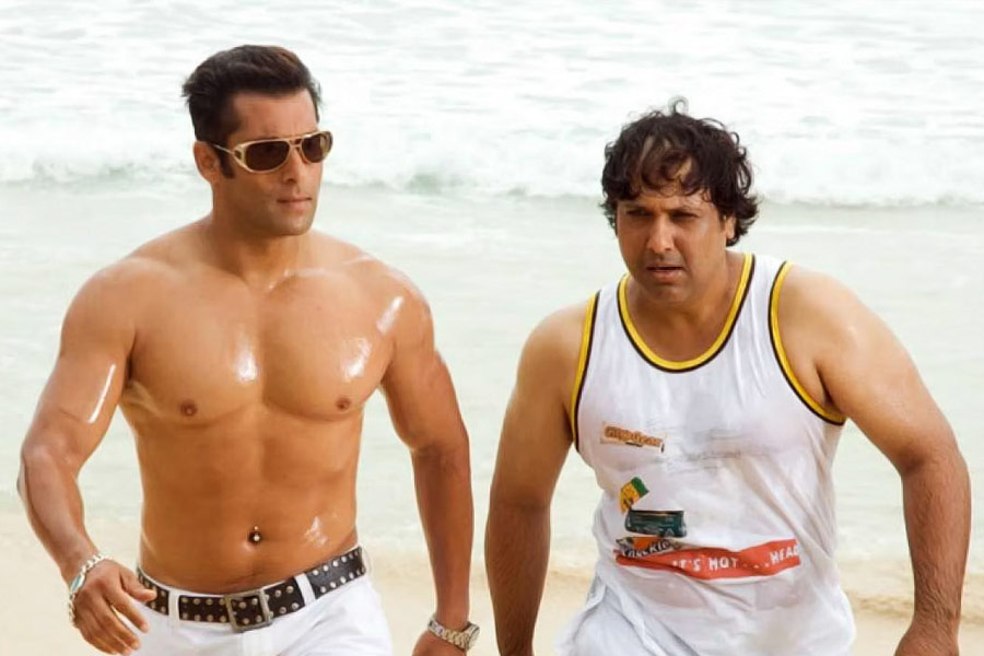 ২০০৭ সালে ‘পার্টনার’ এবং ‘সালাম-এ-ইশক’ ছবিতে একসঙ্গে অভিনয় করতে দেখা যায় গোবিন্দ এবং সলমনকে। তবে দুই অভিনেতার বন্ধুত্ব বহু বছরের। এক পুরনো সাক্ষাৎকারে এমনটাই জানিয়েছিলেন গোবিন্দ।