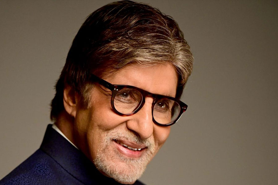 বলিপাড়া সূত্রে খবর, ‘সরফরোশ’ ছবির বেশ কয়েকটি দৃশ্যের শুটিংও শেষ হয়ে গিয়েছিল। তবে অজানা কারণে এই ছবির কাজ মাঝপথে থেমে যায়। ফলে আর মুক্তির মুখ দেখেনি এই হিন্দি ছবি।