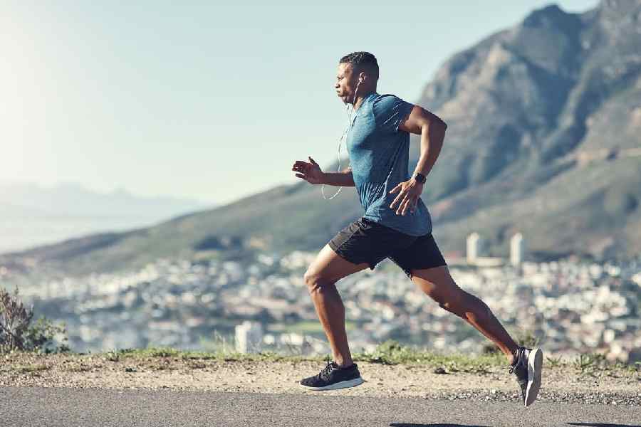 Running-obsessed dad locks child in car for five hours to participate in marathon.