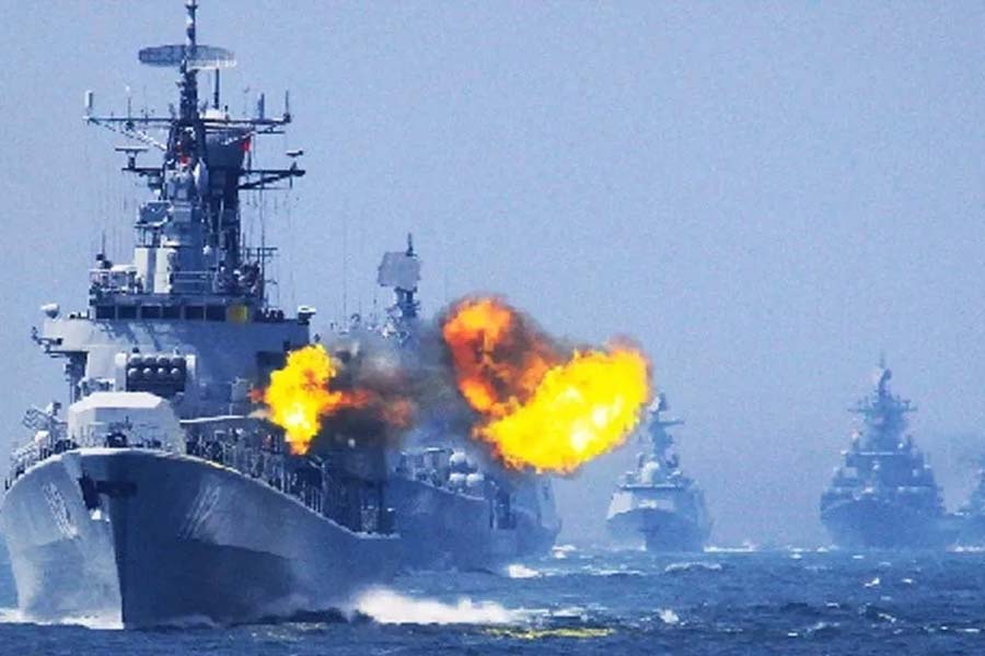 Russian warships in Bangladesh coast after five decades
