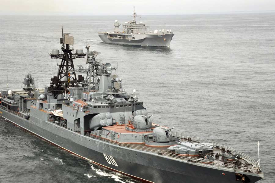 Russian warships in Bangladesh coast after five decades
