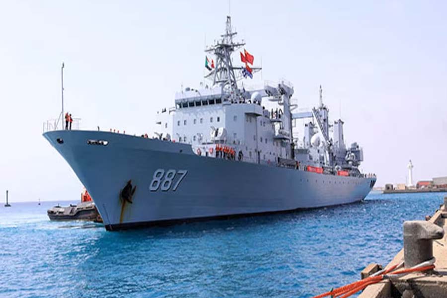 Russian warships in Bangladesh coast after five decades