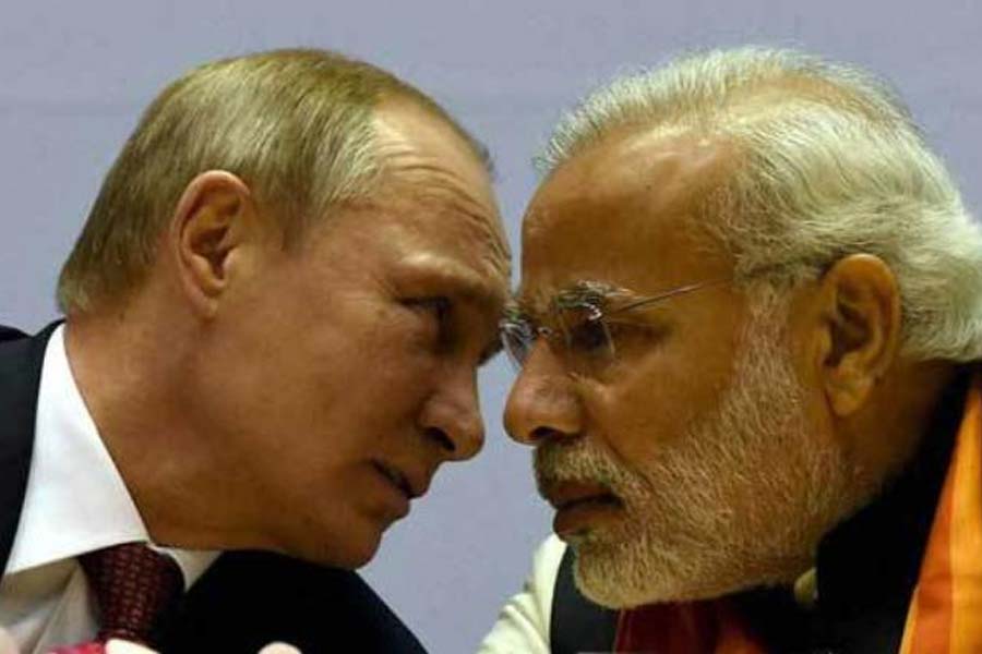 Russian warships in Bangladesh coast after five decades