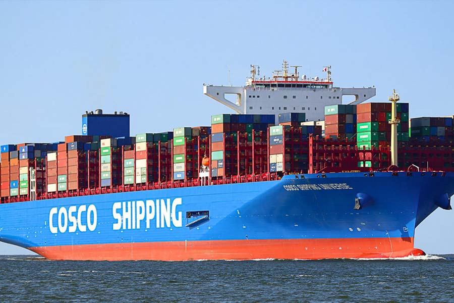 Russian warships in Bangladesh coast after five decades