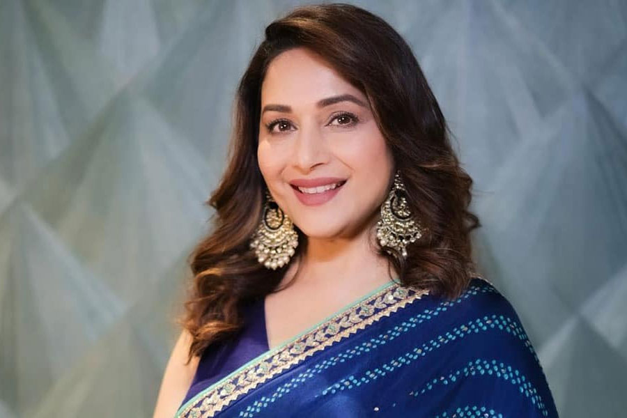 In Loksabha Election 2024 madhuri dixit to be contest from north west Mumbai