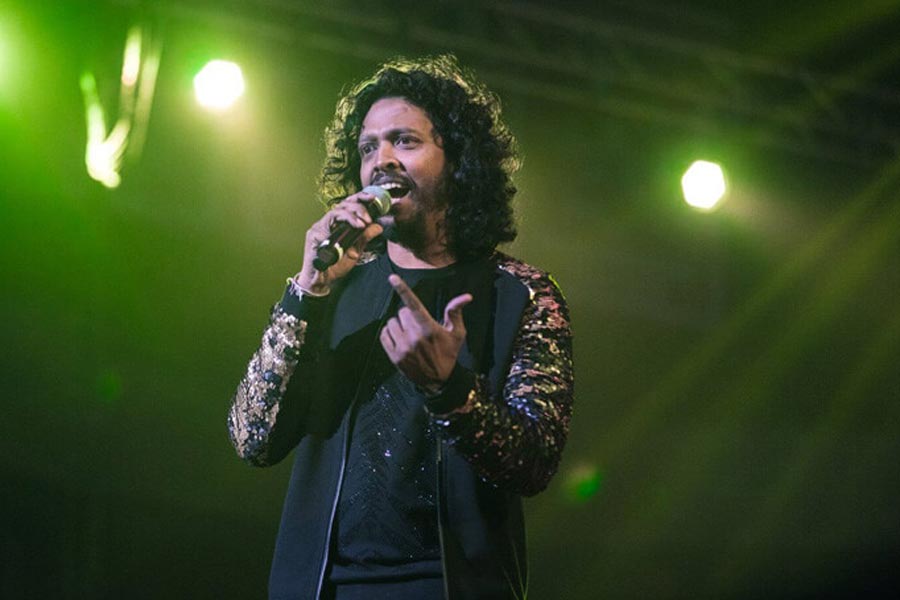 হিন্দি ছবির পাশাপাশি তামিল, তেলুগু, কন্নড়, মরাঠি, গুজরাতি এমনকি বাংলা ছবিতেও গান করতে দেখা গিয়েছে নাকাশকে। প্রথম ইনিংসের পর বিশ্বকাপের মঞ্চে পারফর্ম করতে দেখা যাবে তাঁকে।