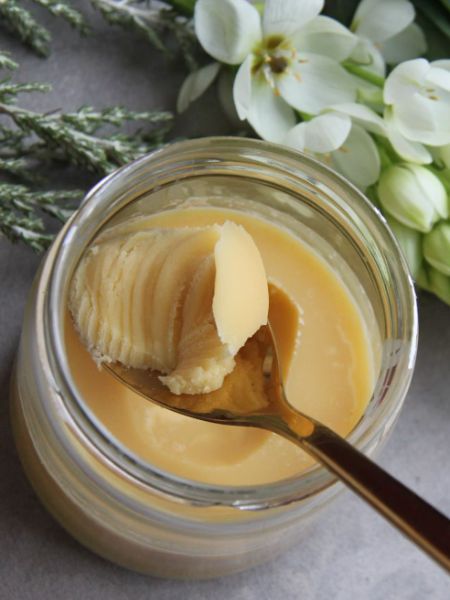 Use these simple home remedies to prevent skin dryness and get glowing healthy skin in this winter dgtl