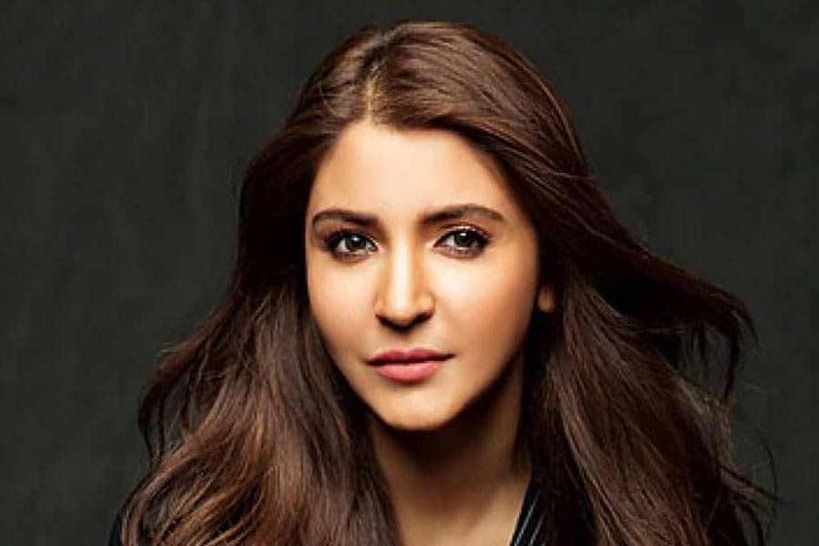 ২০১৬ সালে মুক্তিপ্রাপ্ত ‘সুলতান’ ছবিতে সলমনের বিপরীতে অভিনয় করে নজর কাড়েন অনুষ্কা শর্মা। বলিপাড়া সূত্রে খবর, এই ছবির জন্য প্রথমে প্রিয়ঙ্কাকে প্রস্তাব দিয়েছিলেন ছবিনির্মাতারা। প্রিয়ঙ্কা সেই প্রস্তাব খারিজ করায় অনুষ্কার কাছে যান তাঁরা।