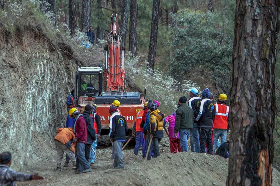 DRDO deploys special remote operated vehicle Daksh to for rescue operation in Uttarkashi Tunnel