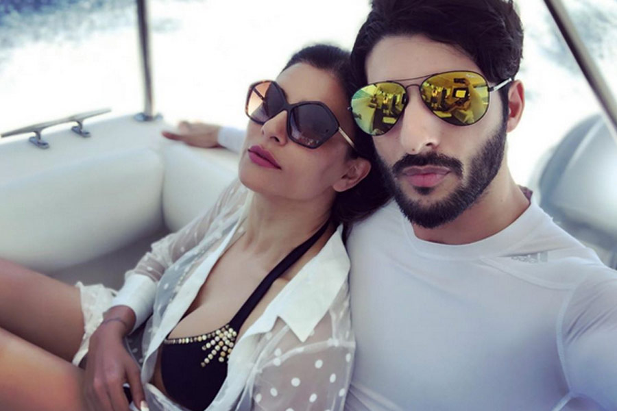 All you need to know about first relationship of Sushmita Sen