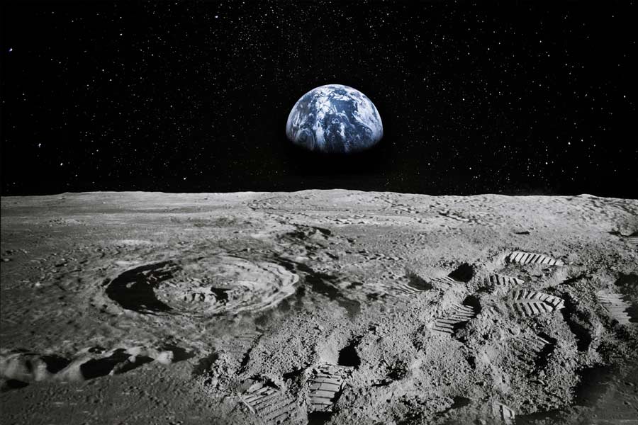 The US and China is racing up in lunar mission