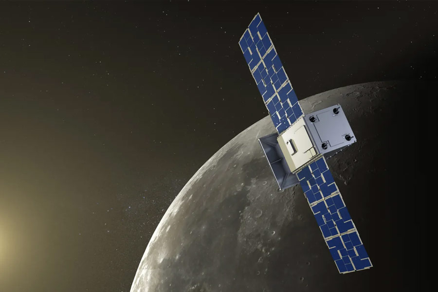 The US and China is racing up in lunar mission