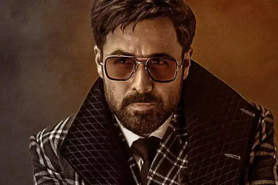 ঐশ্বর্যাকে কেন ‘প্লাস্টিক’ বলেছেন, সে প্রসঙ্গে ইমরানকে প্রশ্ন করা হলে তিনি জানান যে, প্রশ্নোত্তর পর্বের শেষে উপহার পাওয়ার জন্য তিনি এমন করেছিলেন। সে মুহূর্তে তাঁর মাথায় যাঁর নাম এসেছিল তাঁর নামই নিয়েছিলেন ইমরান। সাক্ষাৎকারে এমনটাই দাবি করেছিলেন অভিনেতা।