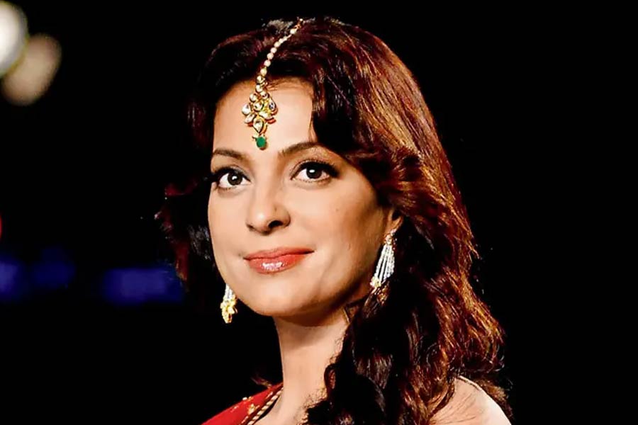 R Madhavan reveals he once wanted to marry Juhi Chawla