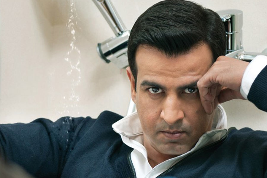 টেলিপাড়া সূত্রে খবর, হিন্দি ধারাবাহিকে পর্ব প্রতি অভিনয় করতে সওয়া লক্ষ টাকা পারিশ্রমিক আদায় করেন রণিত। কানাঘুষো শোনা যায়, মাসে মাত্র ১৫ দিন শুটিং করেন তিনি।