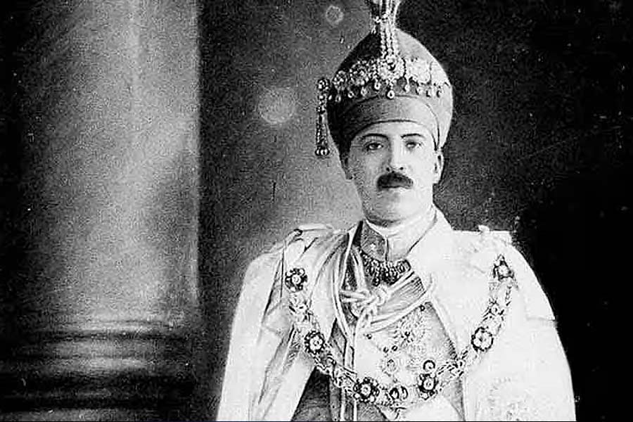 Meet the first billionaire of independent India, owned private airline and rolls royce but lived like a miser 