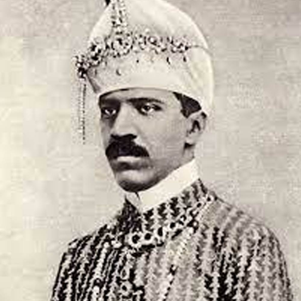 Meet the first billionaire of independent India, owned private airline and rolls royce but lived like a miser 