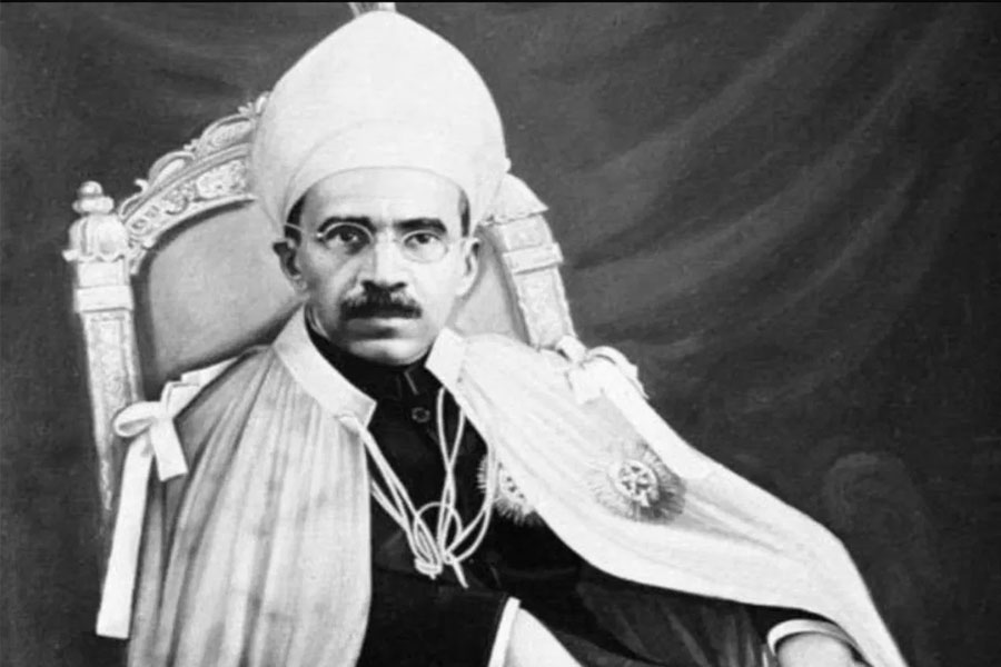 Meet the first billionaire of independent India, owned private airline and rolls royce but lived like a miser 