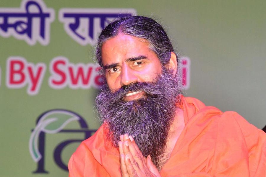 বস্তুত, গত কয়েক বছরে প্রধানমন্ত্রী নরেন্দ্র মোদী-‘ঘনিষ্ঠ’ এই যোগগুরুর সংস্থার নাম যেমন বিতর্কে জড়িয়েছে, তেমনই উল্টো দিক থেকে তাঁর সংস্থার শ্রীবৃদ্ধিও ঘটেছে। সাম্প্রতিক বিতর্ক নিয়ে রামদেব বলেন, ‘‘আমরা যদি মিথ্যাবাদী না হই, তা হলে যাঁরা যাঁরা মিথ্যা ছড়িয়েছেন, প্রত্যেককে শাস্তি দিন।’’ রামদেবের সংযোজন, ‘‘গত ৫ বছর ধরে রামদেব এবং পতঞ্জলিকে নিশানা করা হচ্ছে।’’ 