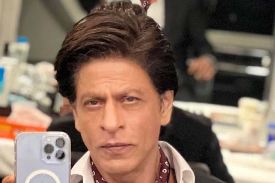 তবে শাহরুখ কেনার আগে মন্নতে প্রচুর হিন্দি ছবির শুটিং হয়েছিল বলে জানা যায়। রাজেশ খন্না, অনিল কপূর, নানা পটেকর, আমির খান-সহ বহু বলি তারকার ছবির শুটিং হয়েছে এখানে।