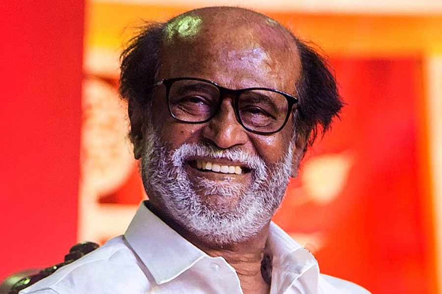 ১৯৯৫ সালে মুক্তিপ্রাপ্ত ‘বাশা’ নামের একটি তামিল ছবিতে অভিনয় করেন রজনীকান্ত। বলিপাড়া সূত্রে খবর, রজনীকান্তকে এই ছবির কয়েকটি অ্যাকশন দৃশ্যে মন্নতের বাইরে অভিনয় করতে দেখা যায়।