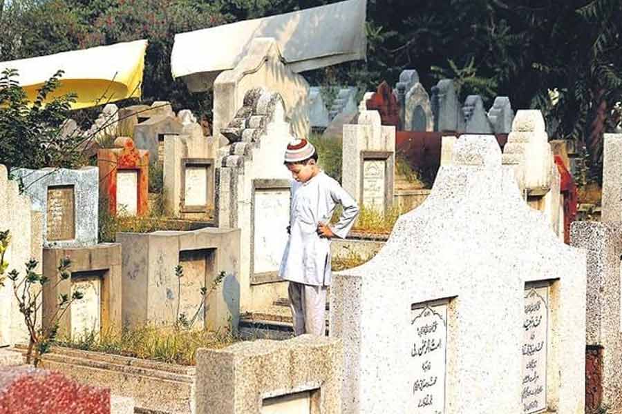 All you need to know about World’s Largest Cemetery Wadi Al-Salam